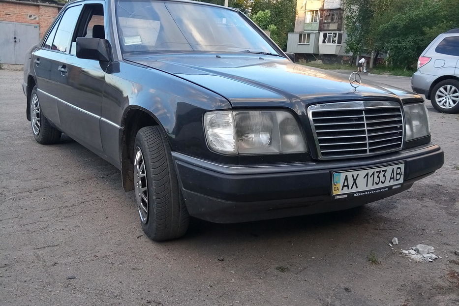 Продам Mercedes-Benz 200 1986 года в Харькове