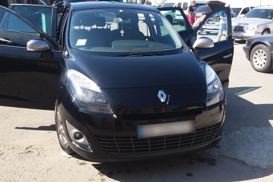 Продам Renault Grand Scenic 2011 года в Ровно