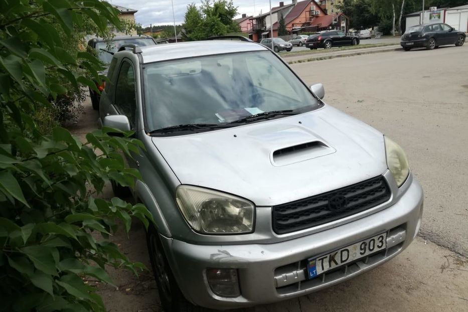 Продам Toyota Rav 4 2003 года в Харькове