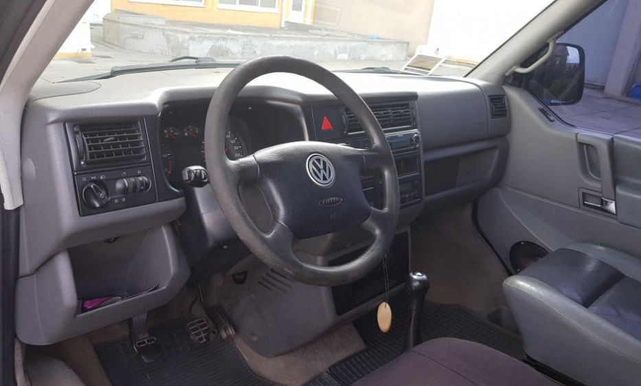 Продам Volkswagen Multivan 2002 года в Киеве