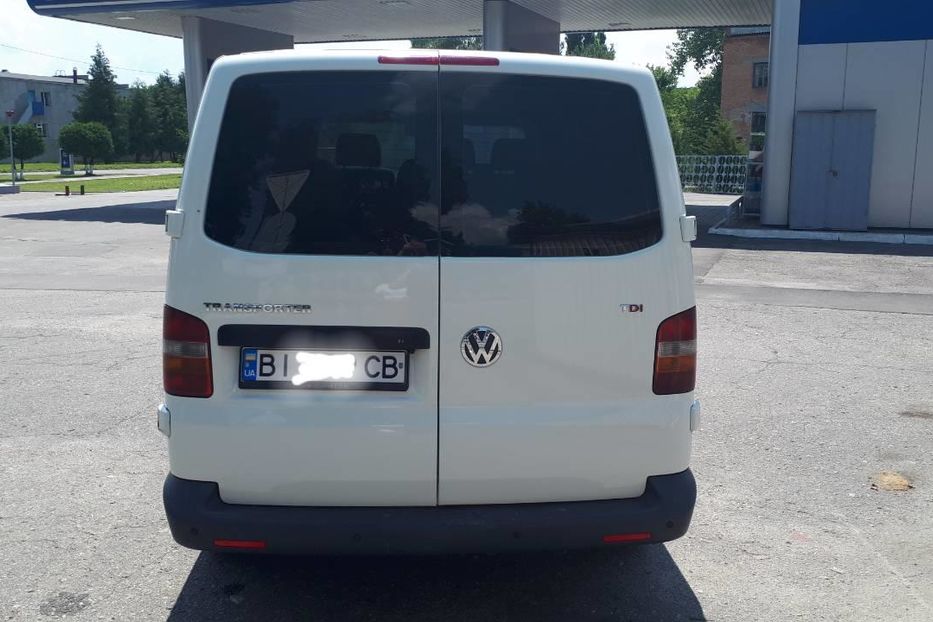 Продам Volkswagen T5 (Transporter) пасс. 2004 года в г. Лубны, Полтавская область