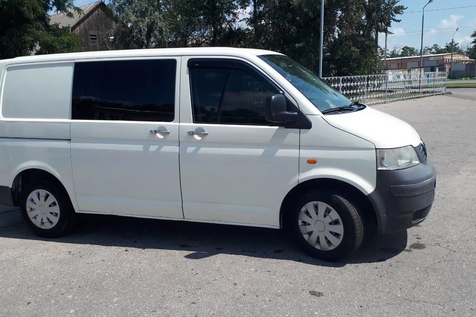 Продам Volkswagen T5 (Transporter) пасс. 2004 года в г. Лубны, Полтавская область