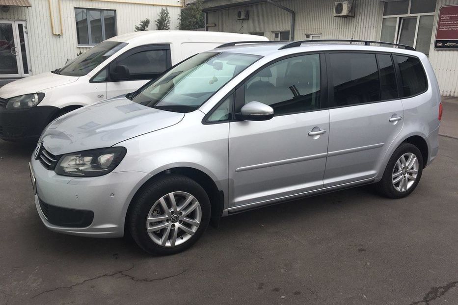 Продам Volkswagen Touran 2012 года в г. Мариуполь, Донецкая область