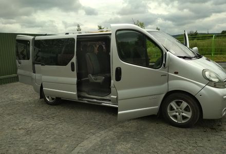 Продам Renault Trafic пасс. 2004 года в г. Золочев, Львовская область