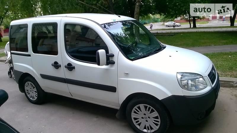 Продам Fiat Doblo пасс. 2007 года в Львове