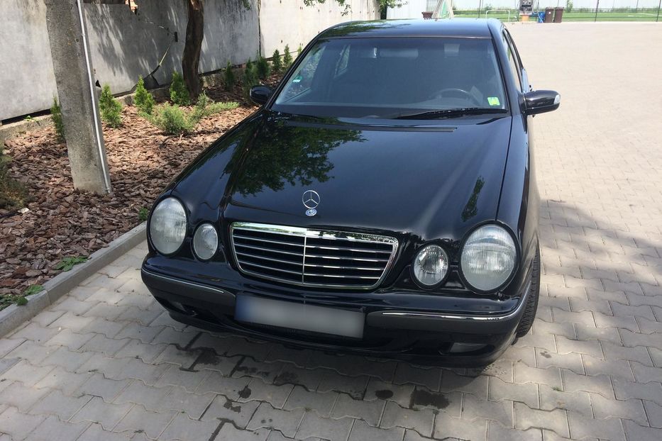 Продам Mercedes-Benz E-Class 2001 года в Черновцах