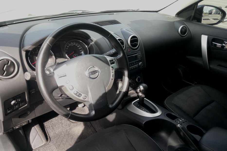 Продам Nissan Qashqai 2012 года в Киеве