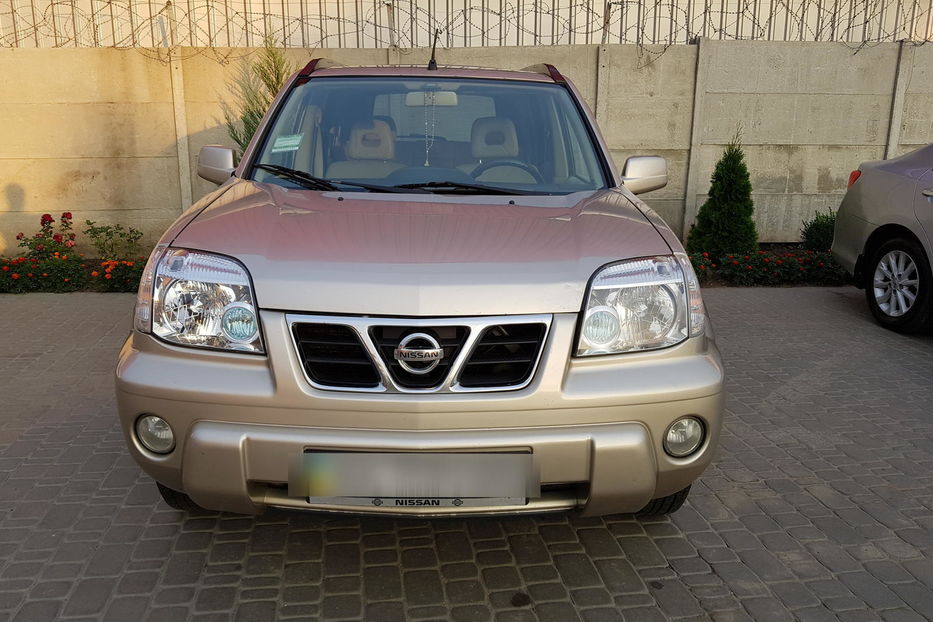 Продам Nissan X-Trail Полная комплектация  2004 года в Харькове