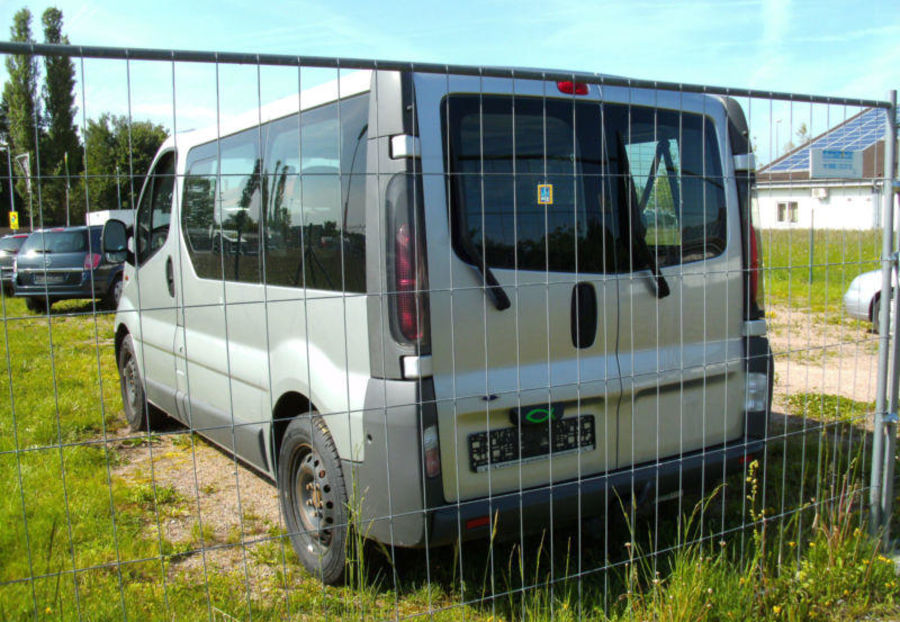 Продам Renault Trafic пасс. 2.5 tdi 2006 года в г. Краковец, Львовская область