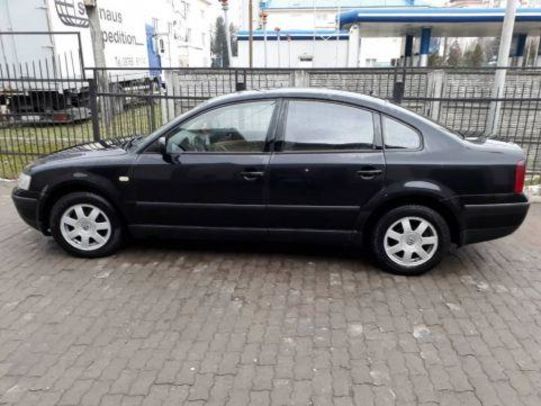 Продам Volkswagen Passat B5 2000 года в Черновцах