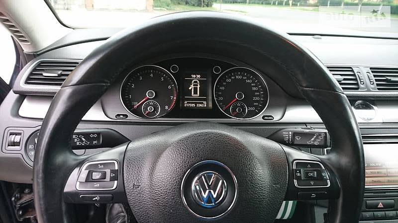 Продам Volkswagen Passat B7 2011 года в г. Кривой Рог, Днепропетровская область