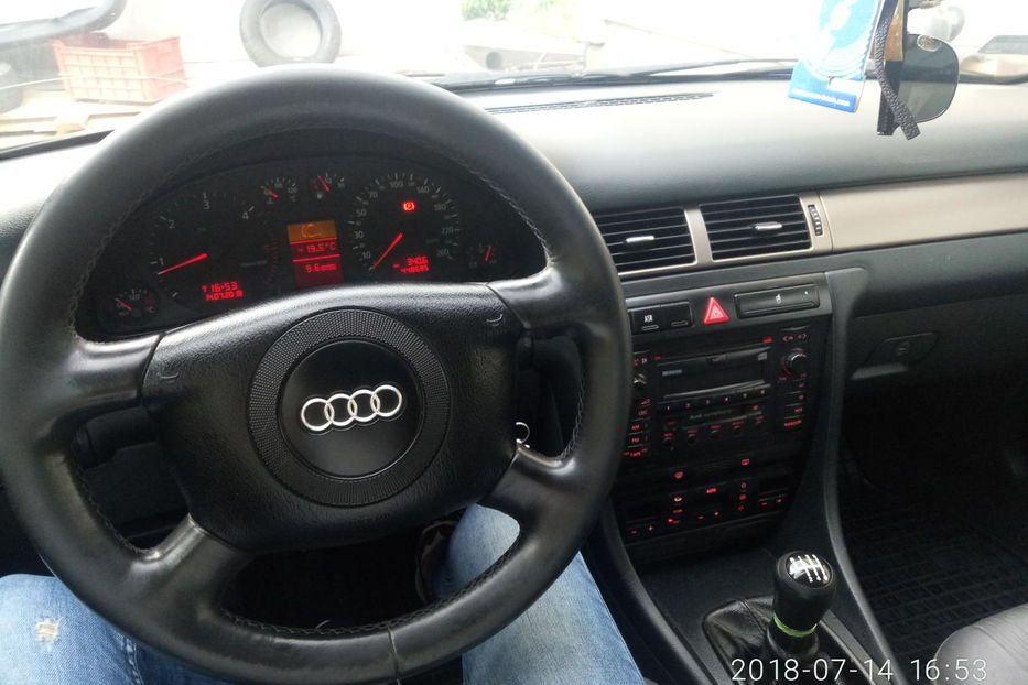 Продам Audi A6 2001 года в Ровно