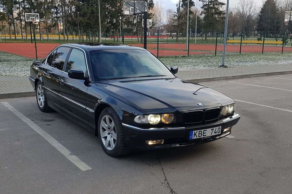 Продам BMW 740 2000 года в Киеве