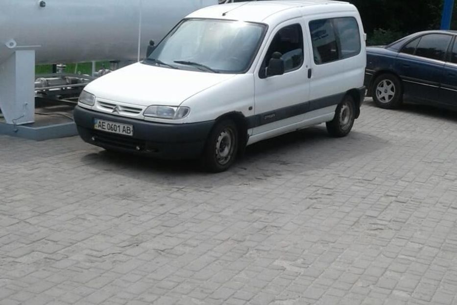 Продам Citroen Berlingo пасс. 1997 года в Днепре