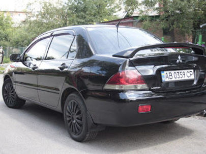 Продам Mitsubishi Lancer 2004 года в Виннице