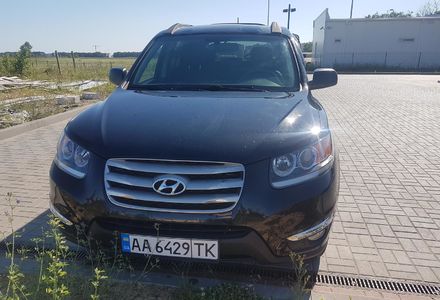 Продам Hyundai Santa FE 2011 года в Киеве