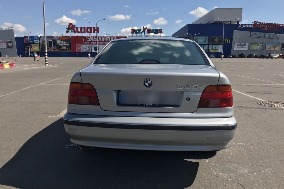 Продам BMW 528 1996 года в Харькове