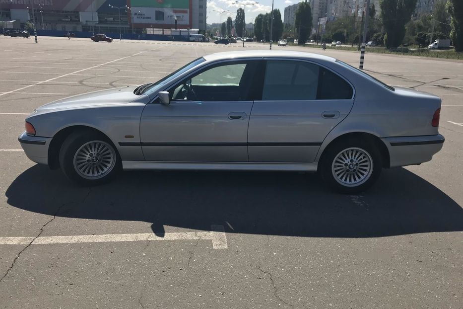 Продам BMW 528 1996 года в Харькове