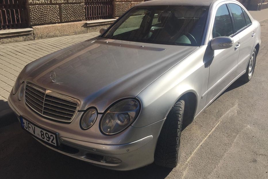 Продам Mercedes-Benz E-Class Е211 ELEGANCE 2,7 ТДІ  АВТОМАТ 2003 года в Черновцах