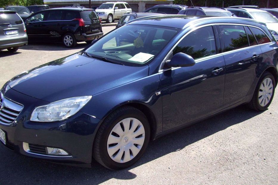 Продам Opel Insignia 2011 года в Киеве