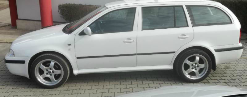 Продам Skoda Octavia 2003 года в Ужгороде