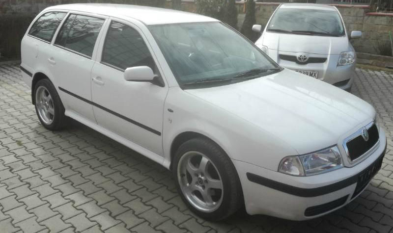 Продам Skoda Octavia 2003 года в Ужгороде