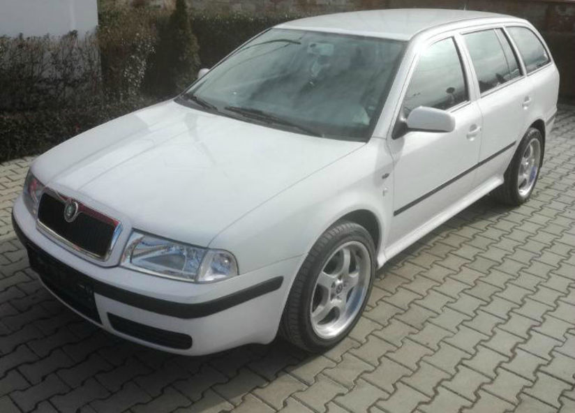 Продам Skoda Octavia 2003 года в Ужгороде