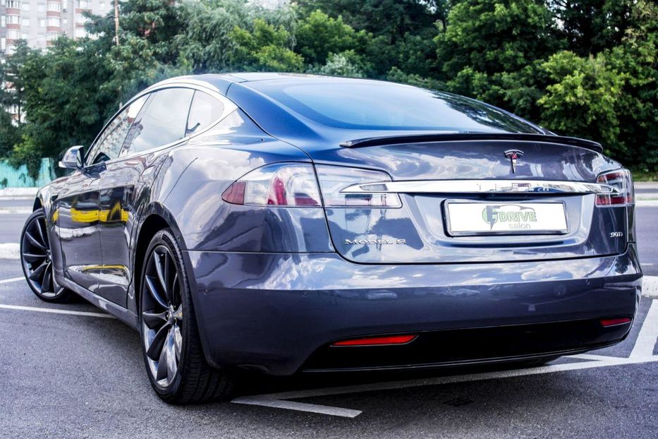 Продам Tesla Model S 90D 2017 года в Киеве