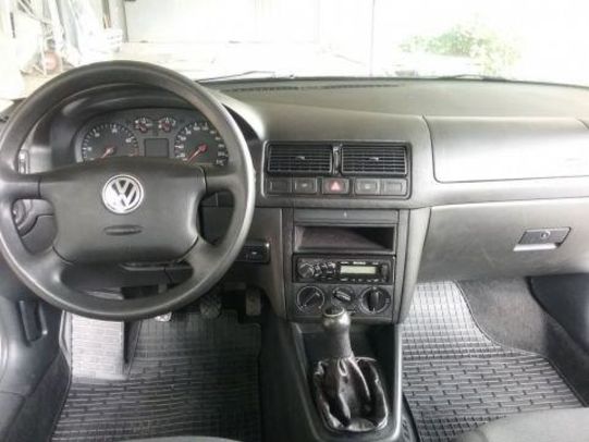 Продам Volkswagen Golf IV 66kw 2001 года в Черновцах