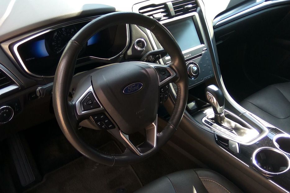 Продам Ford Fusion Titanium Plug-in 2014 года в Одессе