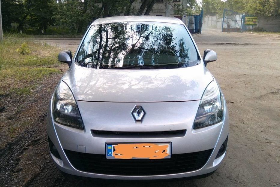 Продам Renault Grand Scenic 2010 года в г. Северодонецк, Луганская область
