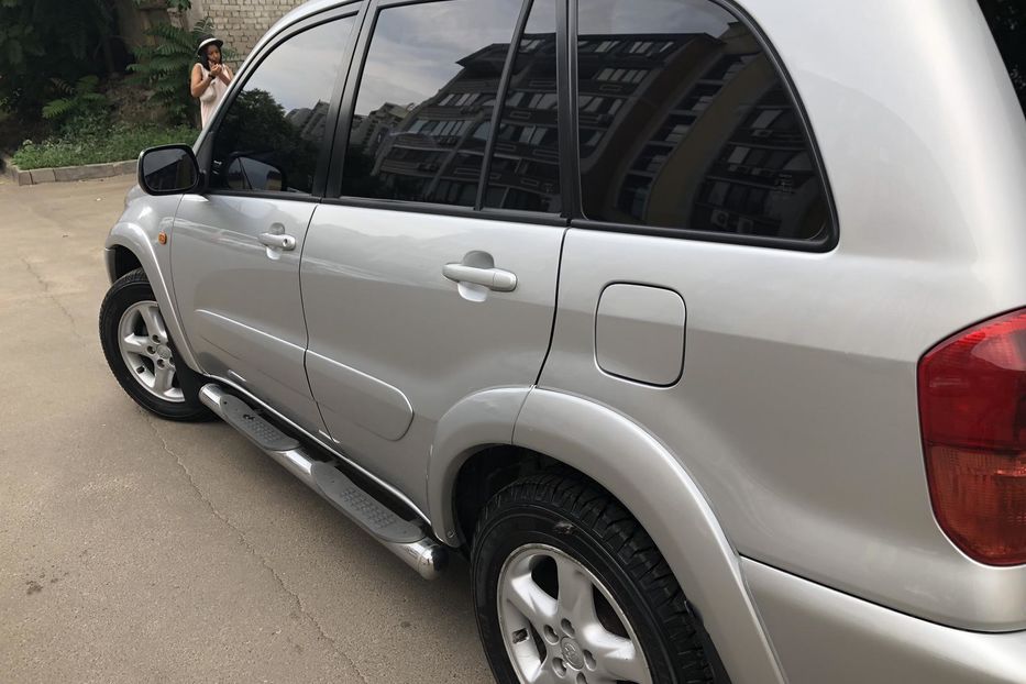 Продам Toyota Rav 4 2003 года в Одессе