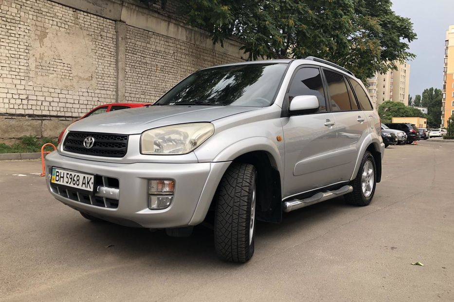 Продам Toyota Rav 4 2003 года в Одессе