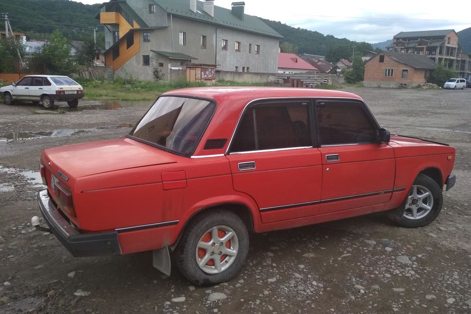 Продам ВАЗ 2107 1984 года в Черновцах