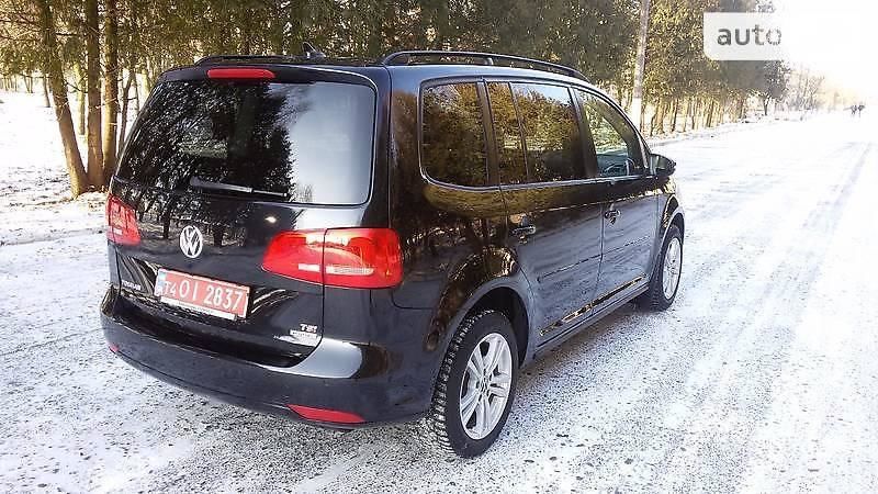 Продам Volkswagen Touran 1.4 tsi ekofuel 2013 года в г. Новоград-Волынский, Житомирская область