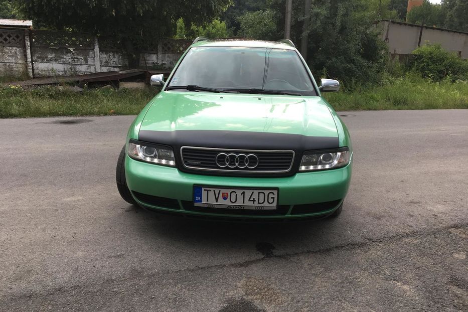 Продам Audi A4 Comfortline 1996 года в г. Мукачево, Закарпатская область