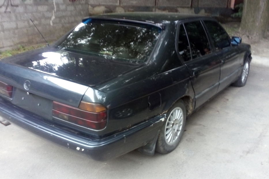Продам BMW 735 i 1990 года в Харькове