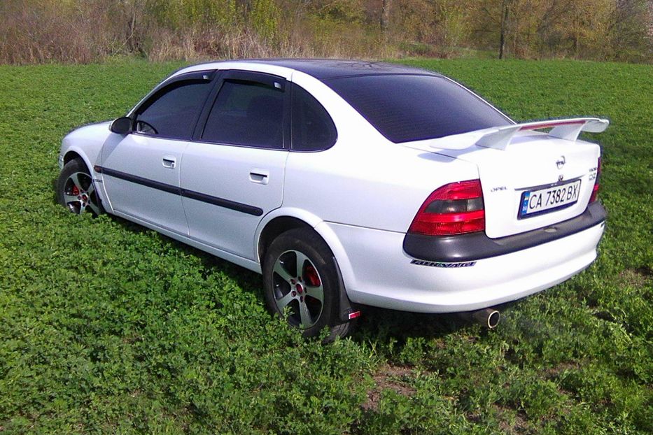 Продам Opel Vectra B в 1998 года в г. Умань, Черкасская область