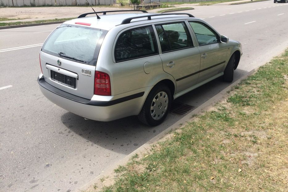 Продам Skoda Octavia 2002 года в Киеве
