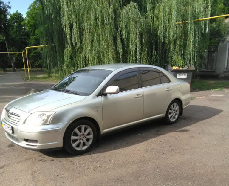 Продам Toyota Avensis 2003 года в Одессе