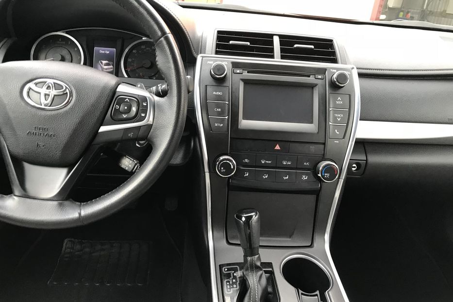 Продам Toyota Camry SE 2015 года в Киеве