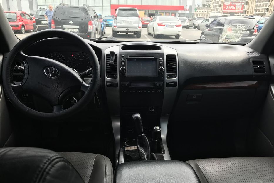 Продам Toyota Land Cruiser Prado VX 2008 года в Харькове