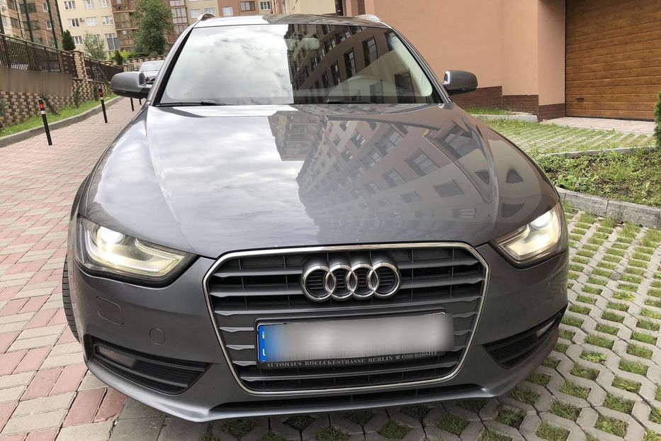 Продам Audi A4 2012 года в г. Стрый, Львовская область