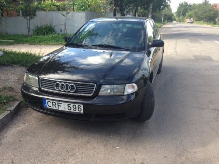 Продам Audi A4 универсал 1999 года в Виннице