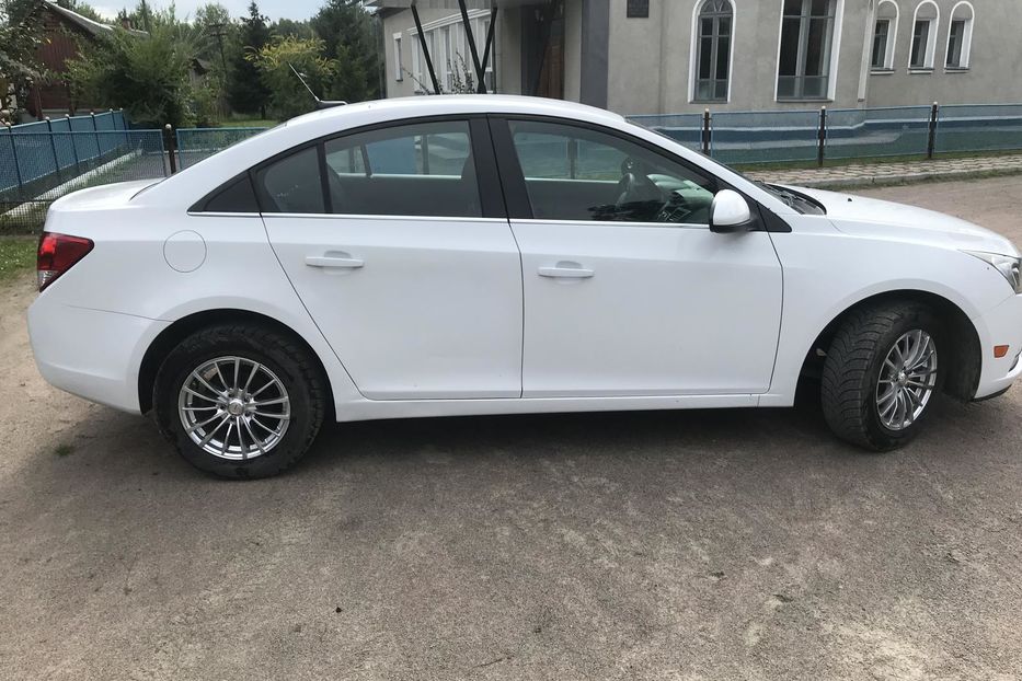 Продам Chevrolet Cruze Седан 2010 года в г. Рокитное, Ровенская область