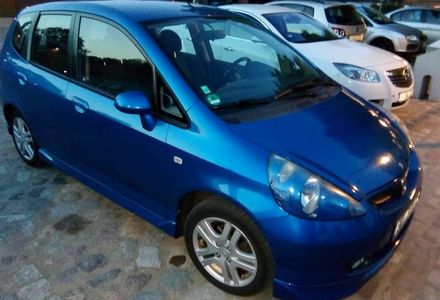 Продам Honda Jazz 2004 года в Киеве