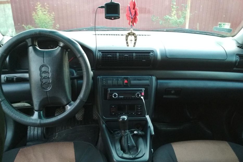 Продам Audi A4 B5 1996 года в г. Яворов, Львовская область