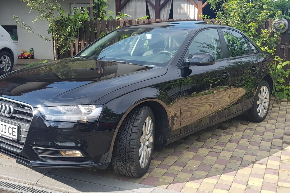 Продам Audi A4 PREMIUM 2013 года в Хмельницком