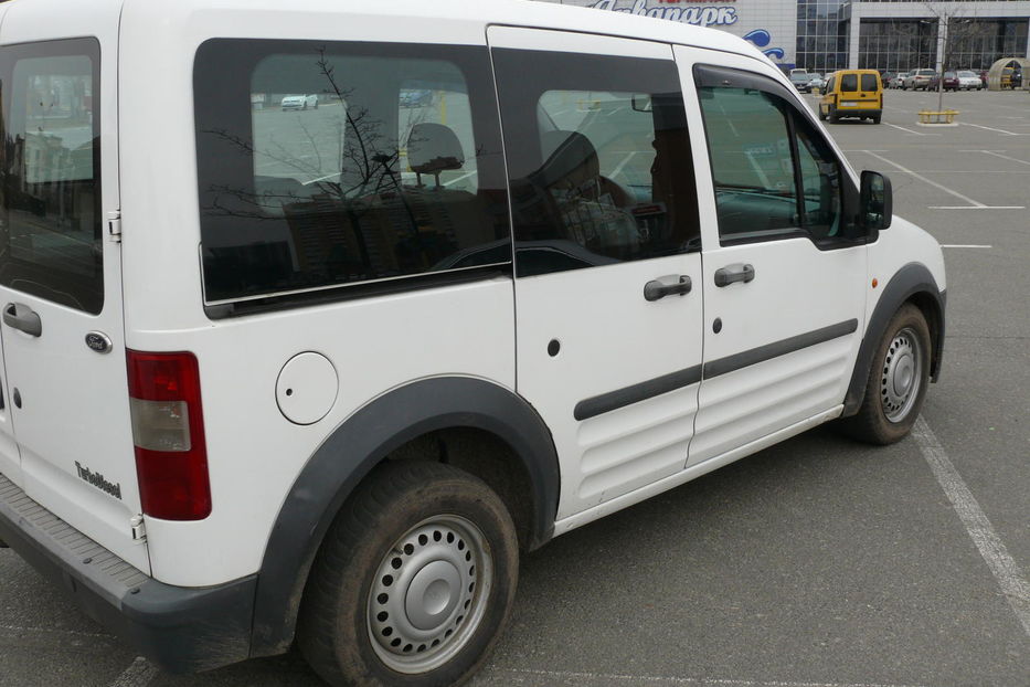 Продам Ford Transit Connect пасс. 2006 года в г. Бровары, Киевская область