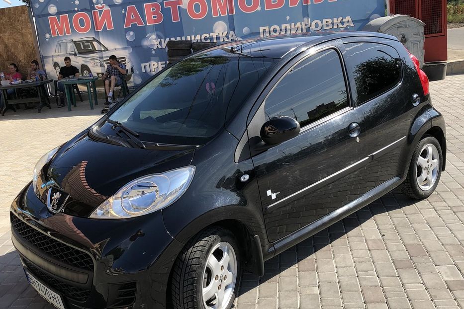 Продам Peugeot 107 2011 года в Одессе